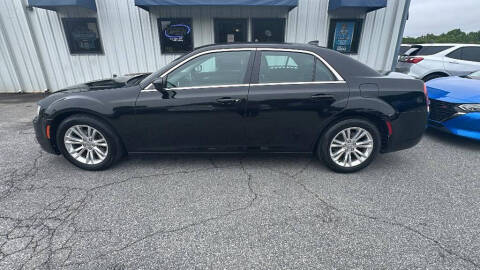 2017 Chrysler 300 Limited