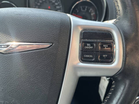 2011 Chrysler 200 S