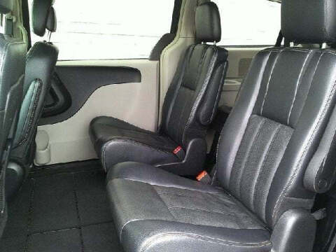 2012 Chrysler Town and Country Touring