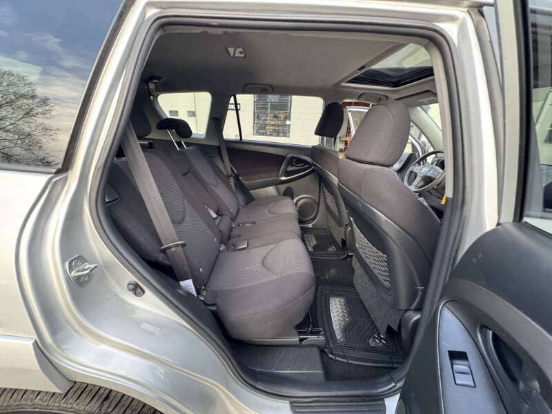 2009 Toyota RAV4 Sport