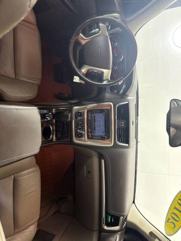 2016 GMC Acadia Denali
