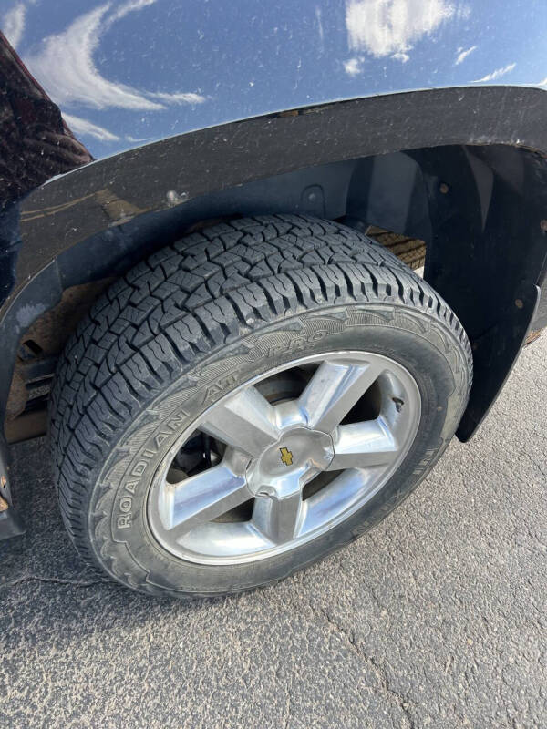2013 Chevrolet Avalanche LT Black Diamond