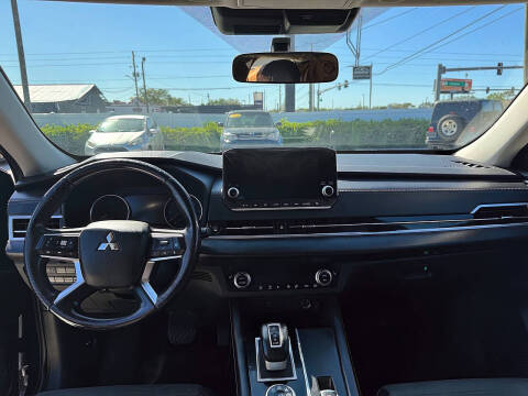 2022 Mitsubishi Outlander