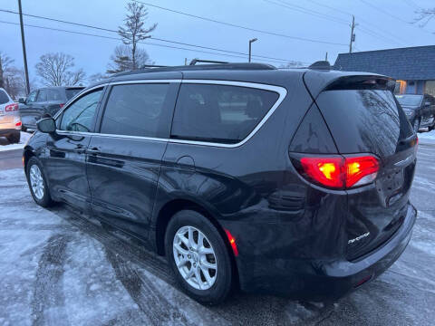 2017 Chrysler Pacifica Touring