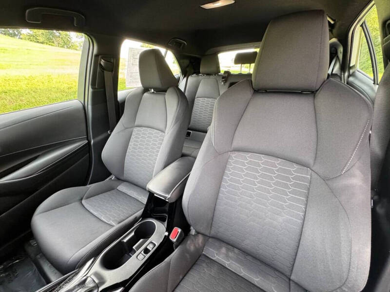 2024 Toyota Corolla Hatchback SE