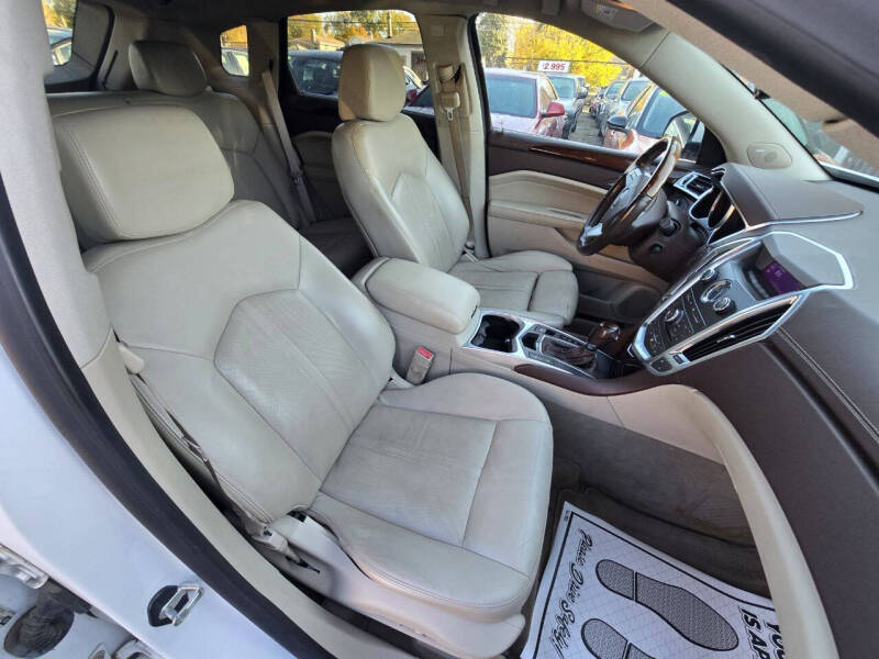 2011 Cadillac SRX Luxury Collection