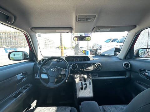 2013 Scion xB
