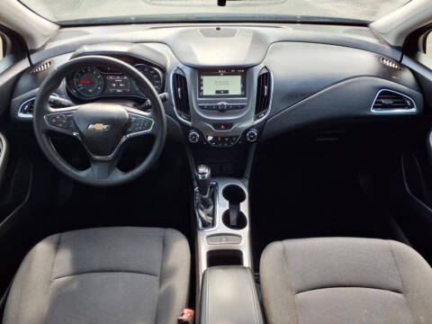 2018 Chevrolet Cruze LT Auto