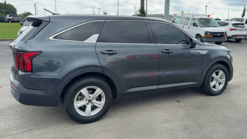 2022 Kia Sorento LX