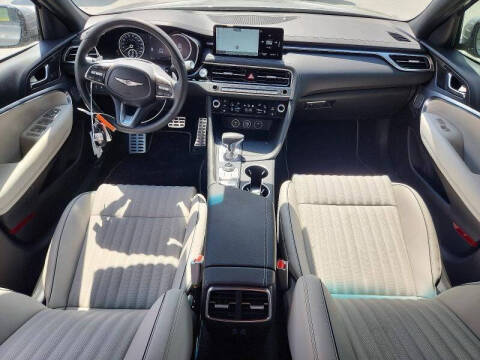 2025 Genesis G70