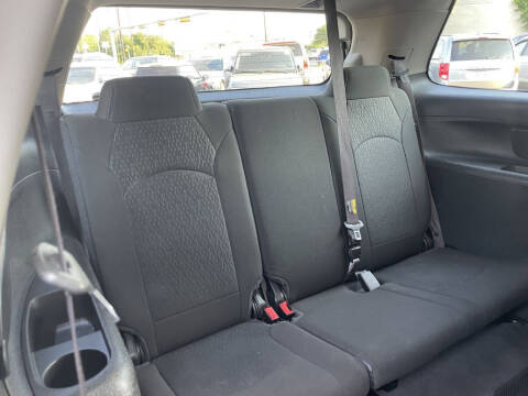 2015 GMC Acadia SLE-2