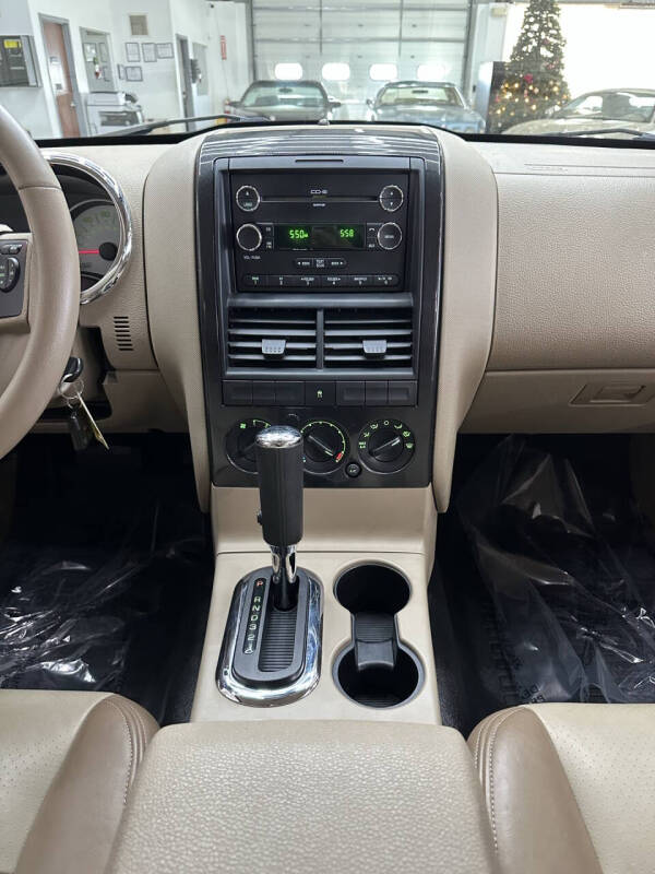 2008 Ford Explorer Sport Trac XLT