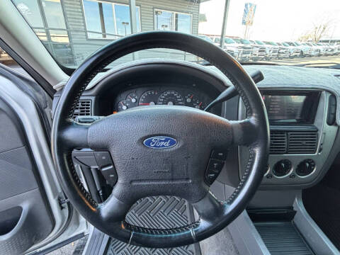 2003 Ford Explorer XLT
