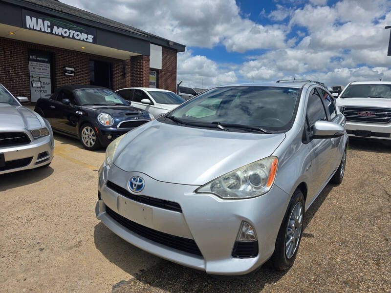 2014 Toyota Prius c Four