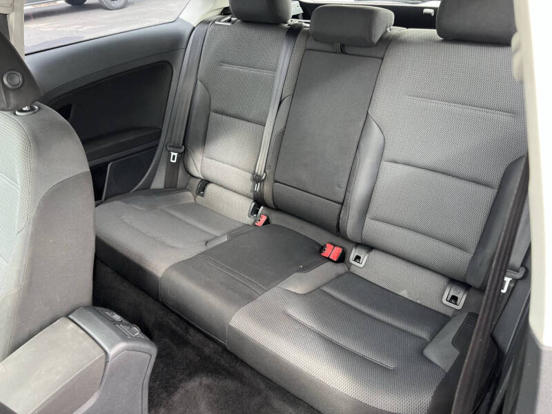 2015 Volkswagen Golf TSI S