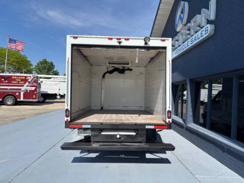 2019 GMC Savana Reefer Box Van