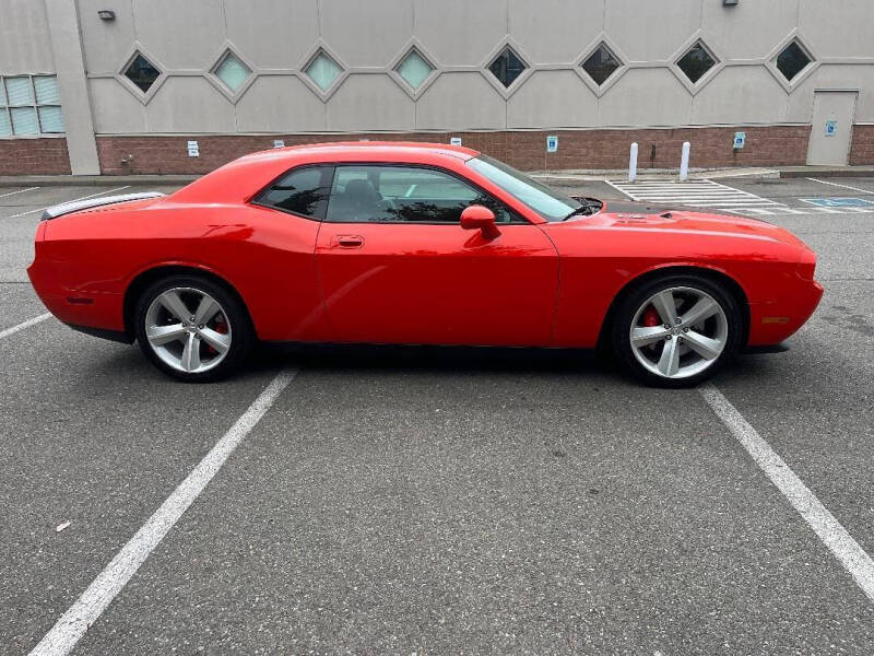 2009 Dodge Challenger SRT8
