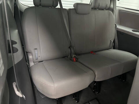 2020 Toyota Sienna XLE Premium 8-Passenger