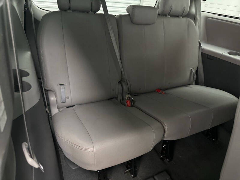 2020 Toyota Sienna XLE Premium 8-Passenger