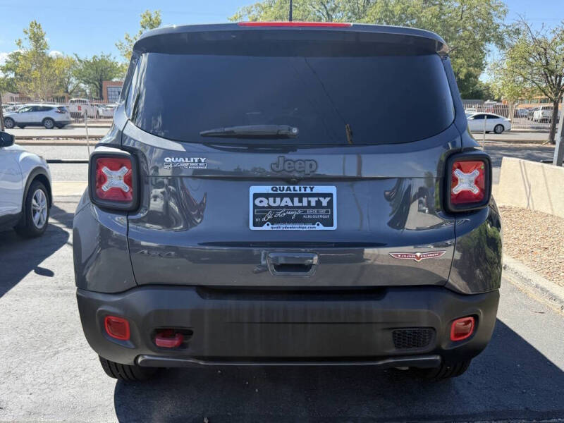 2022 Jeep Renegade Trailhawk