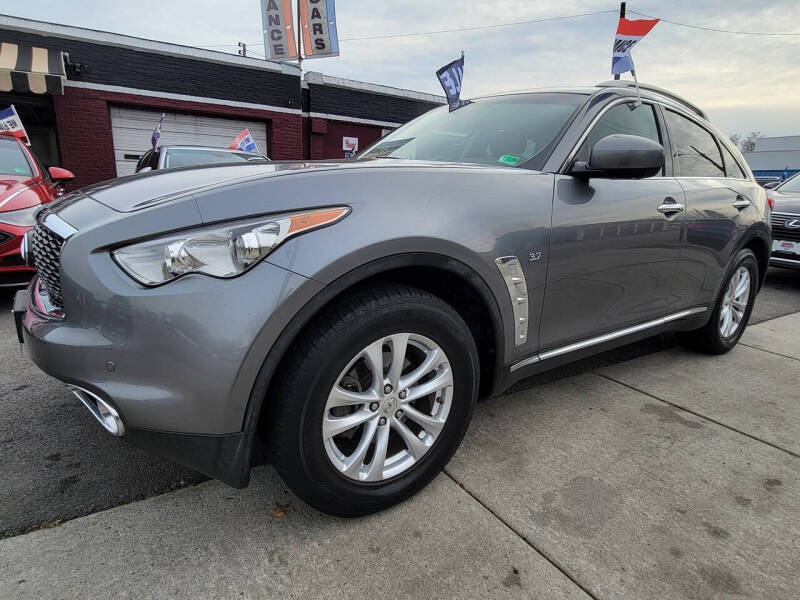 2017 Infiniti QX70