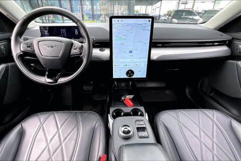 2022 Ford Mustang Mach-E Select