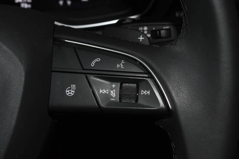 2024 Audi A4 quattro Premium Plus 40 TFSI