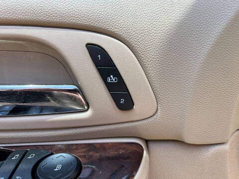 2014 Cadillac Escalade Luxury