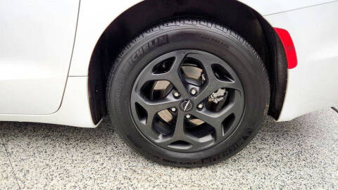 2024 Chrysler Pacifica Plug-In Hybrid