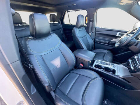 2022 Ford Explorer ST