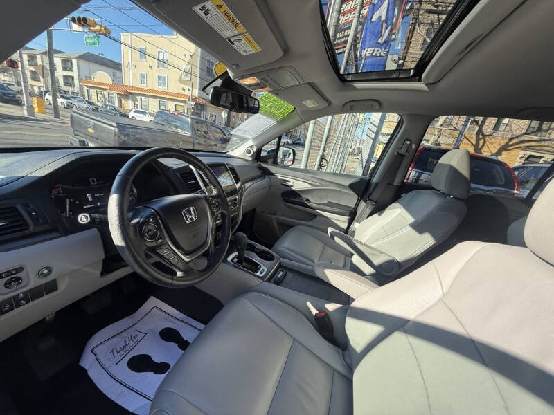 2017 Honda Pilot EX-L w/Honda Sensing