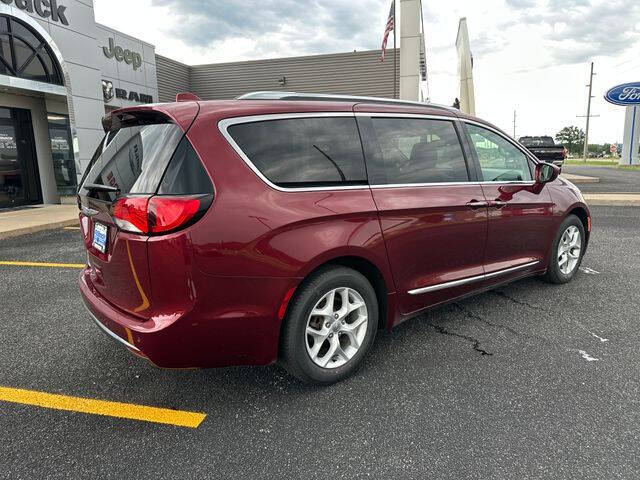 2018 Chrysler Pacifica Touring L Plus