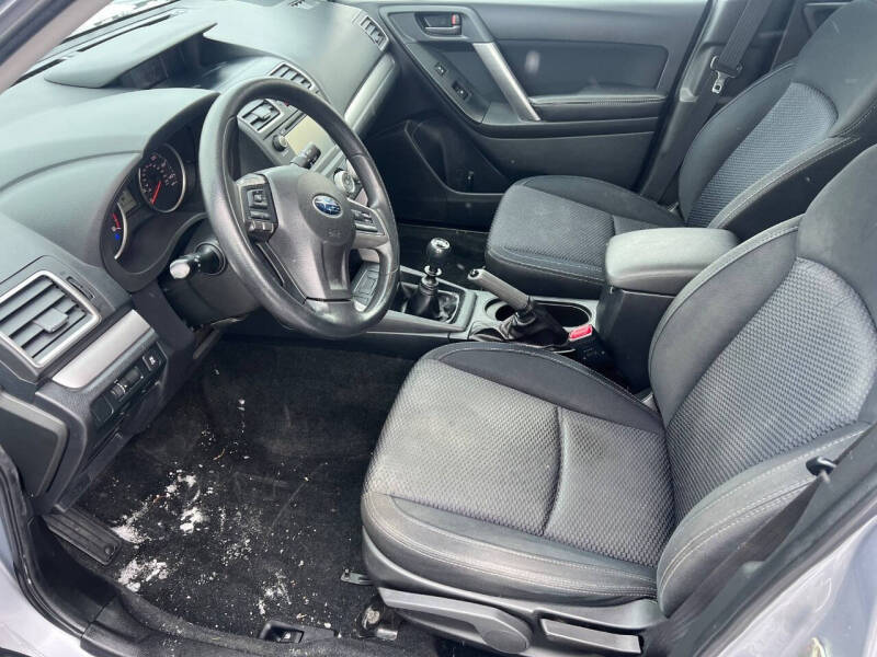 2016 Subaru Forester 2.5i