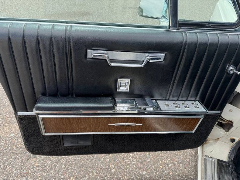 1967 Lincoln Continental