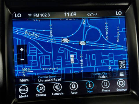 2023 Chrysler 300 Touring L