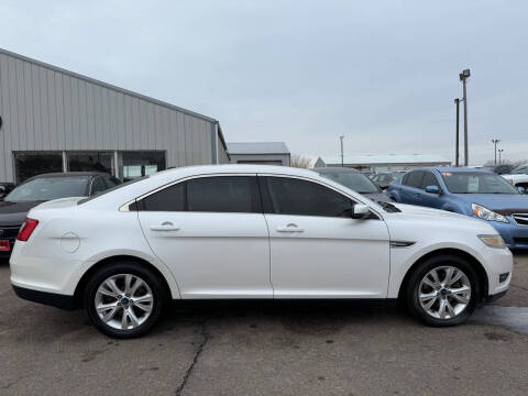 2011 Ford Taurus