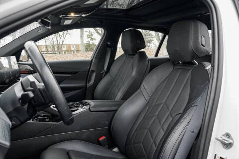 2025 BMW 5 Series 530i xDrive