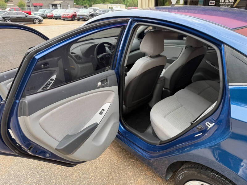 2016 Hyundai Accent SE