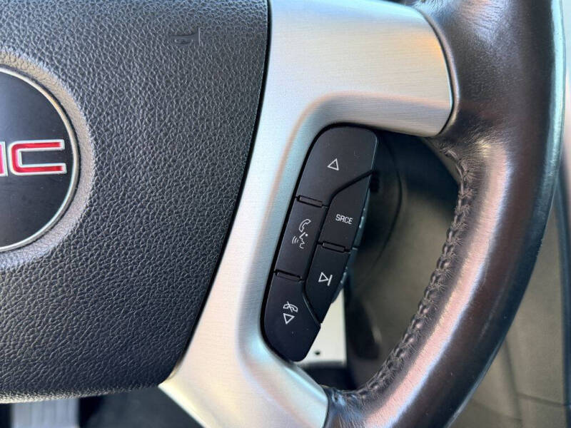 2012 GMC Acadia SLE