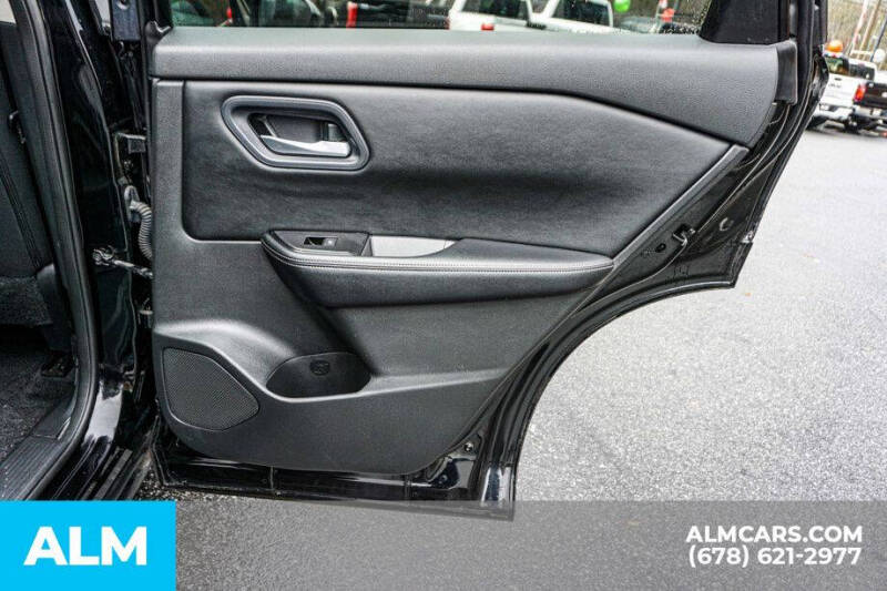 2024 Nissan Rogue SV