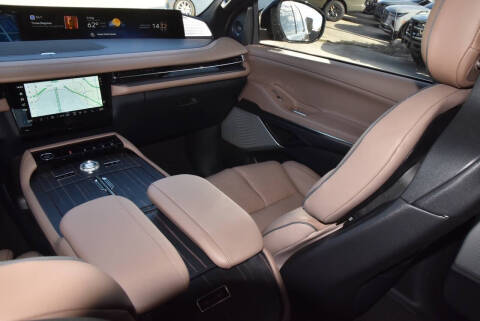 2025 Lincoln Navigator L Black Label