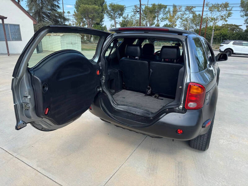 2001 Isuzu VehiCROSS