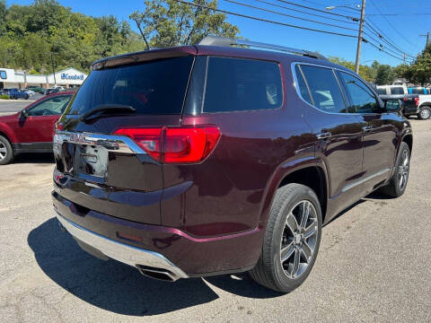 2017 GMC Acadia Denali