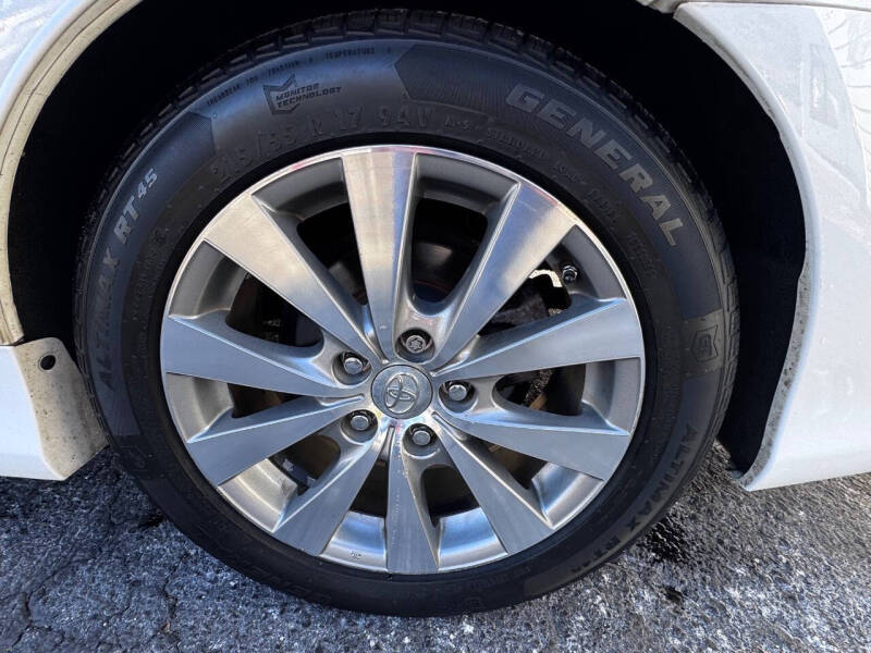 2011 Toyota Avalon Limited