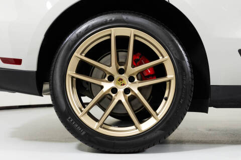 2022 Porsche Macan S