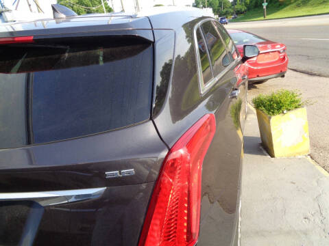 2017 Cadillac XT5 Premium Luxury