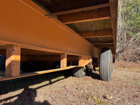 2001 ECONOLINE 12 TON EQUIPMENT TRAILER