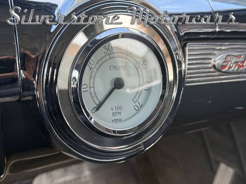 1946 Ford Super Deluxe