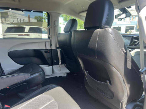 2018 Chrysler Pacifica Touring L
