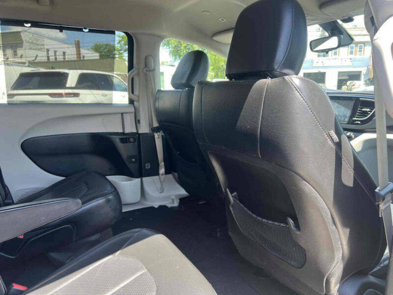 2018 Chrysler Pacifica Touring L